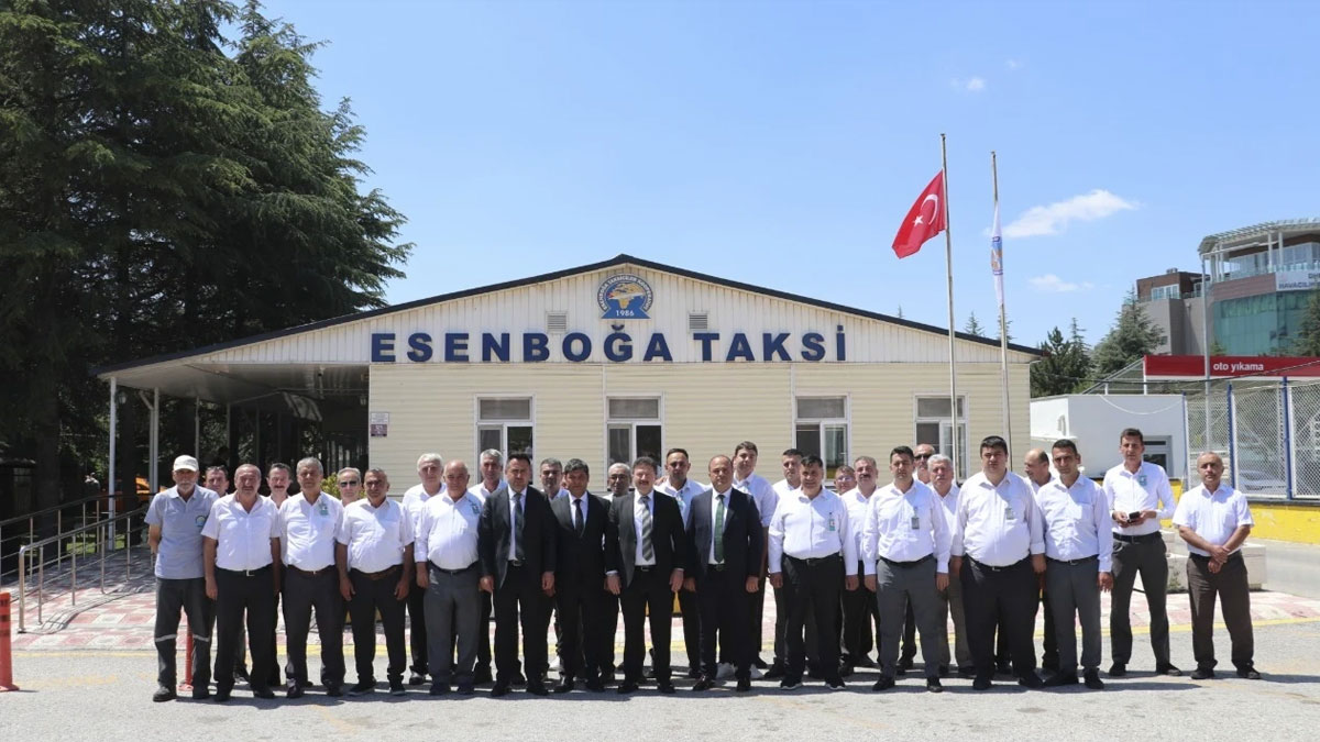 Başkentte NATO hazırlığı: Taksiciler gri pantolon, beyaz gömlek giyecek
