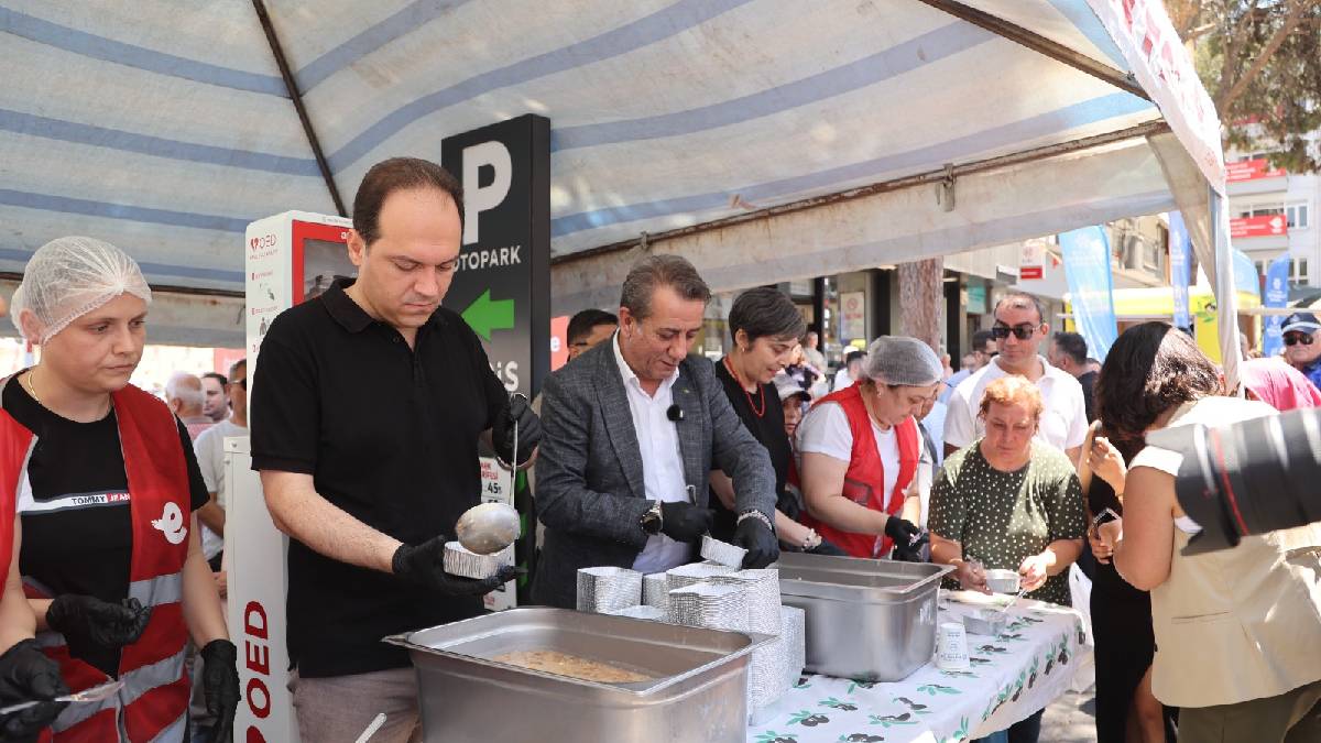 Efeler Belediyesinden 3 bin kişilik aşure hayrı