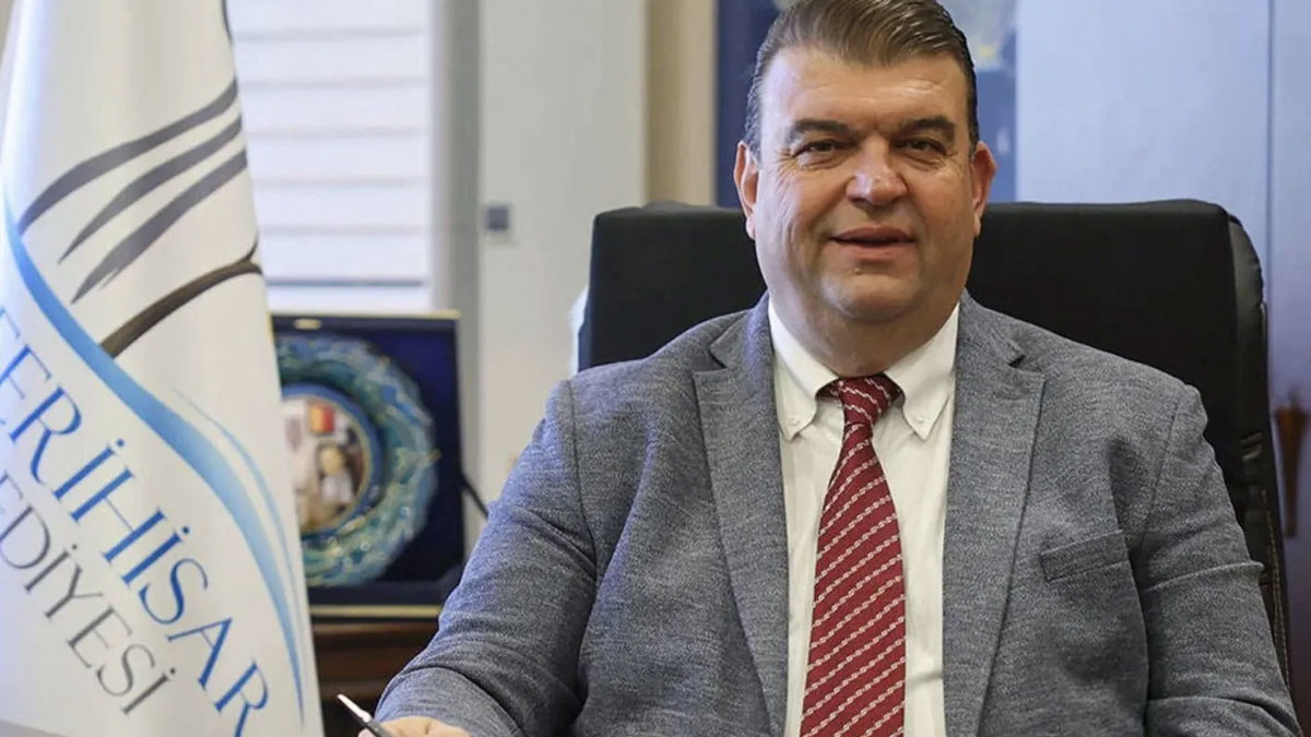 Seferihisar Belediye Başkanı İsmail Yetişkin görevden uzaklaştırıldı