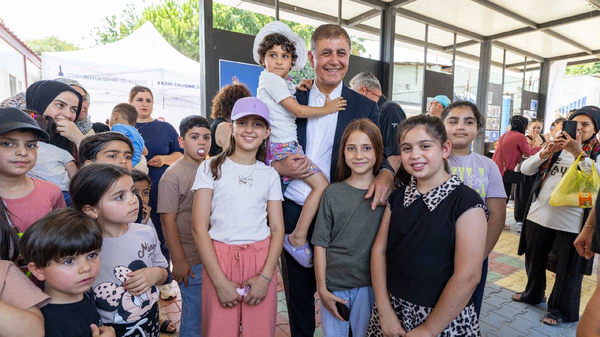 Kadifekalelilerden Başkan Tugay’a sevgi seli