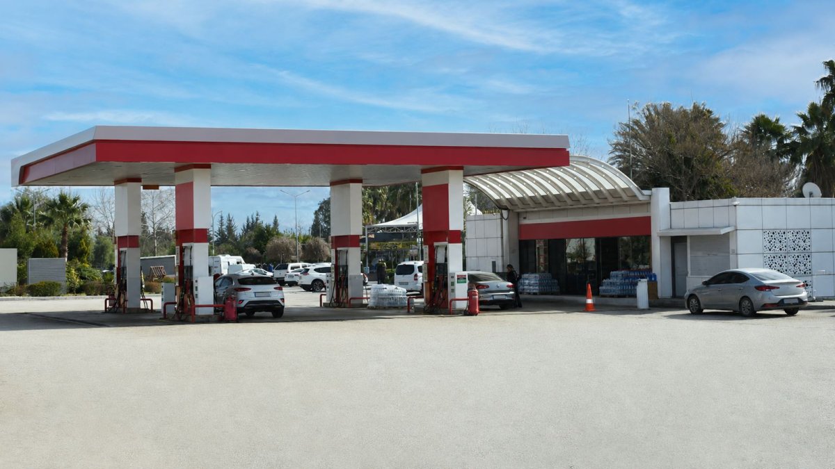Benzinin ardından otogaza da büyük indirim geliyor: Gece yarısından sonra LPG fiyatları düşecek