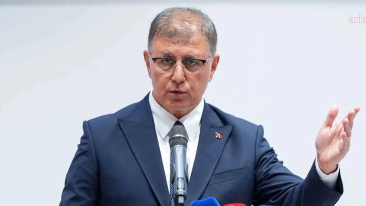 İzmir Büyükşehir Belediye Başkanı Cemil Tugay'dan AK Parti iddialarına kesin yanıt: Statüyü açıkladı