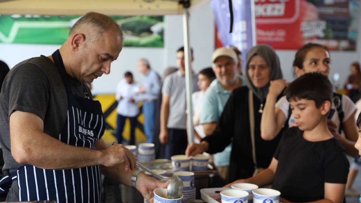 Aşure ikramları Gürsu’da devam etti