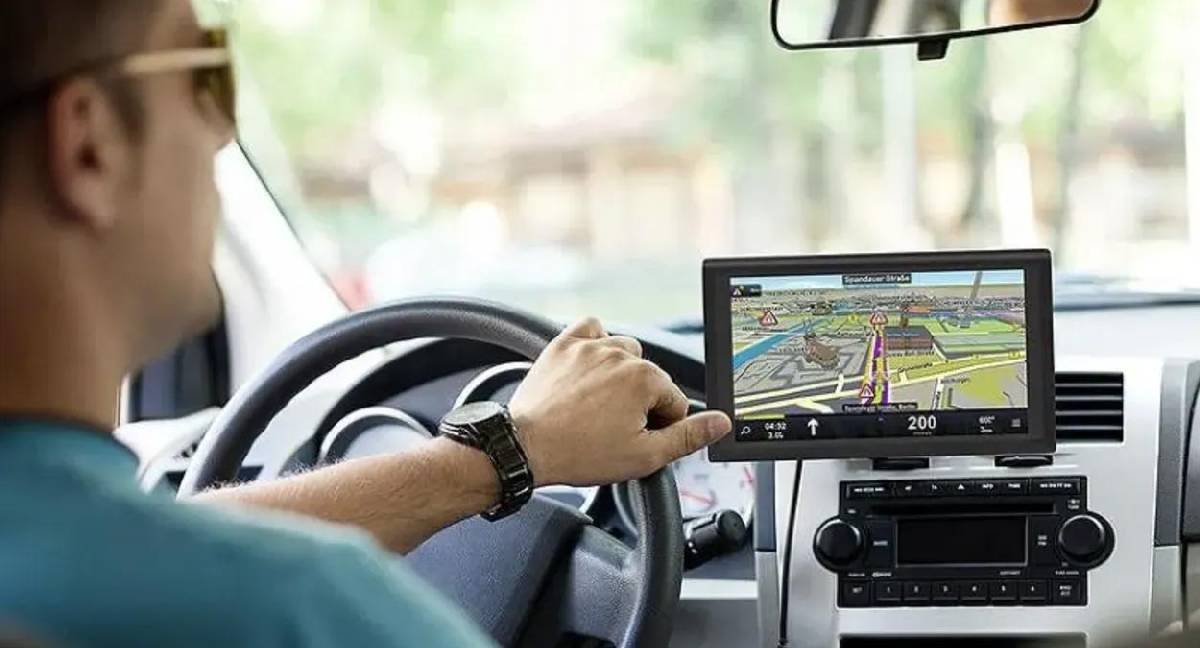 Resmi Gazete'de yayınlandı: Araçlarda yüksek ses ve video izlemeye yeni yasak