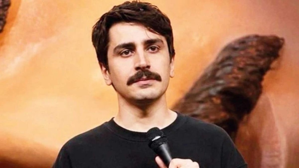 Deniz Göktaş'ın stand-up'ı cuma hutbesine taşındı: Diyanet'ten 'kutsallarla alay' uyarısı"