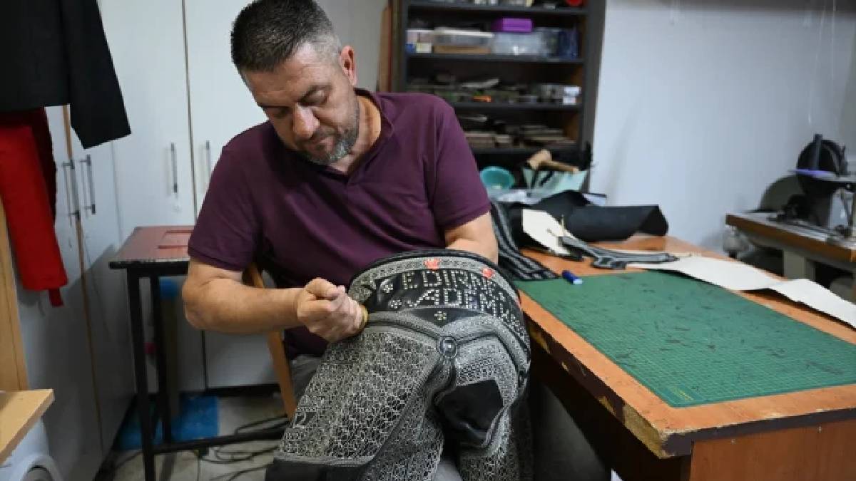 1 tanesini 3 günde dikiyor, 20.000 TL kazanıyor! 15 yıldır bu işten ekmek yiyor