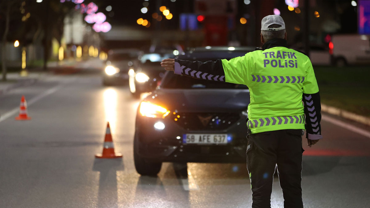 Aday sürücüler için cezalar ağırlaşıyor: 3 kritik ihlalde kalıcı ehliyet iptali