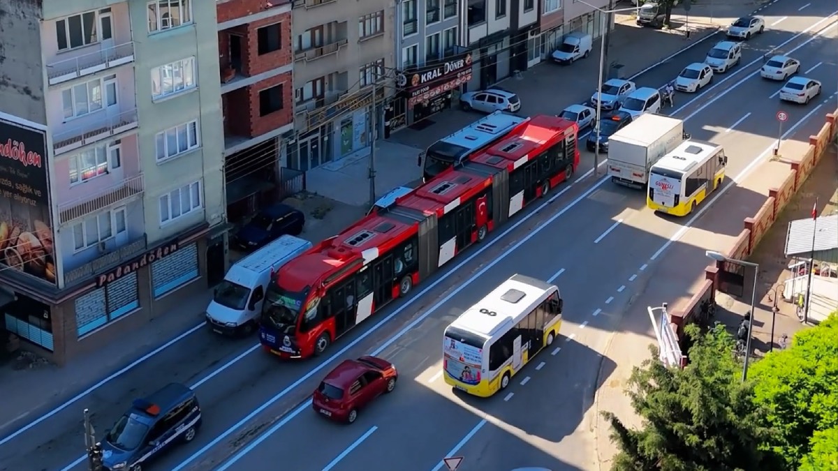 Bursa İnegöl’de metrobüs hattı için test sürüşleri başladı