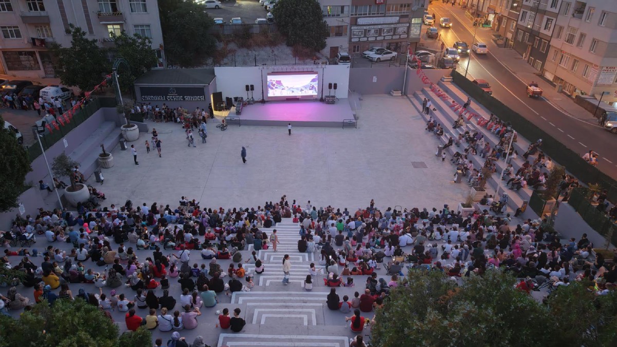 Çorlu’da açık hava sinema günleri başladı