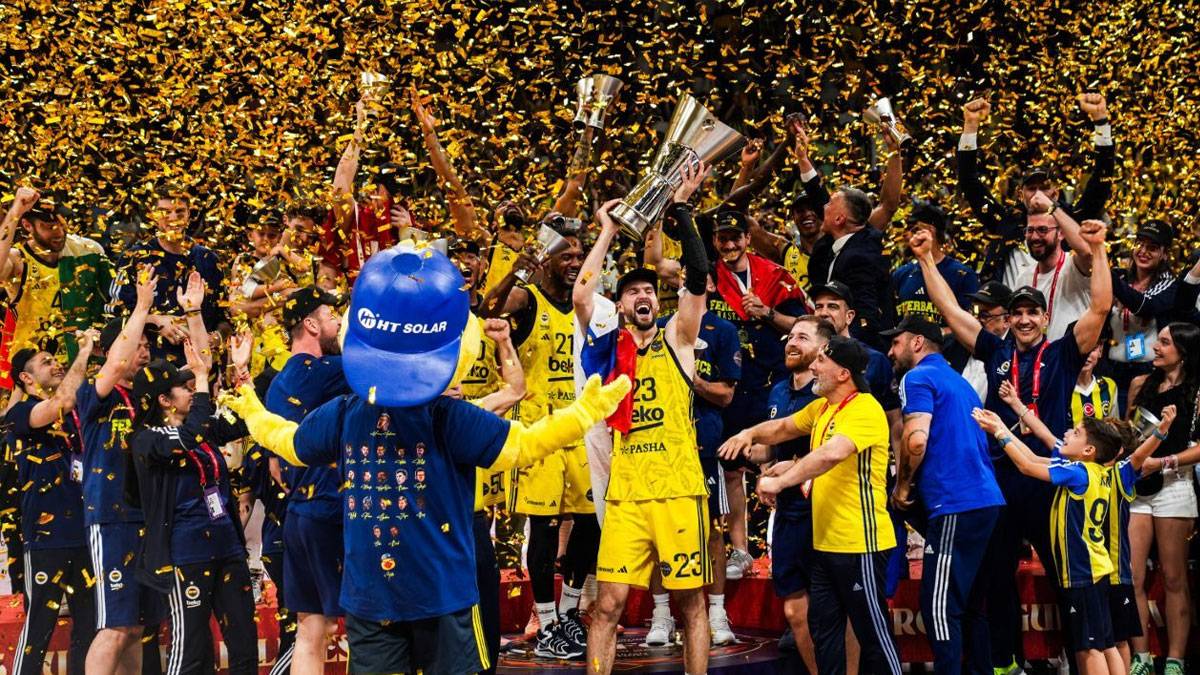 Fenerbahçe'de 8 yıllık sponsorluk sona erdi