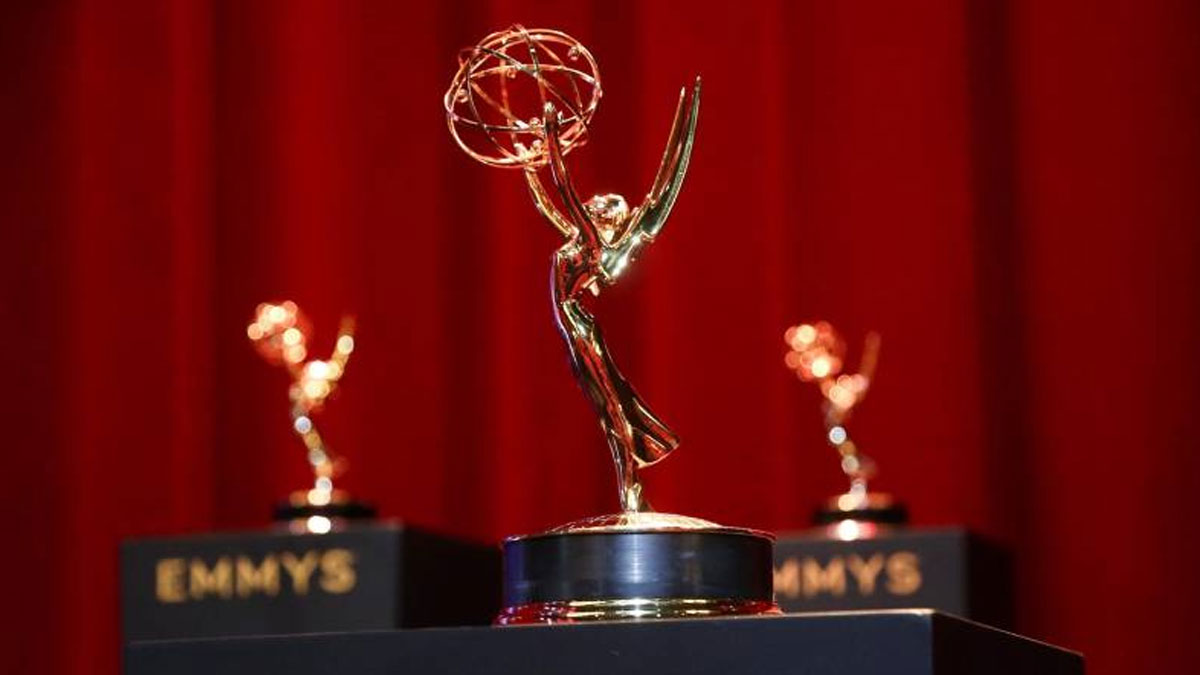 Emmy sahnesinde 15 yıl sonra bir ilk yaşanacak: Sunucu Mariska Hargitay oldu