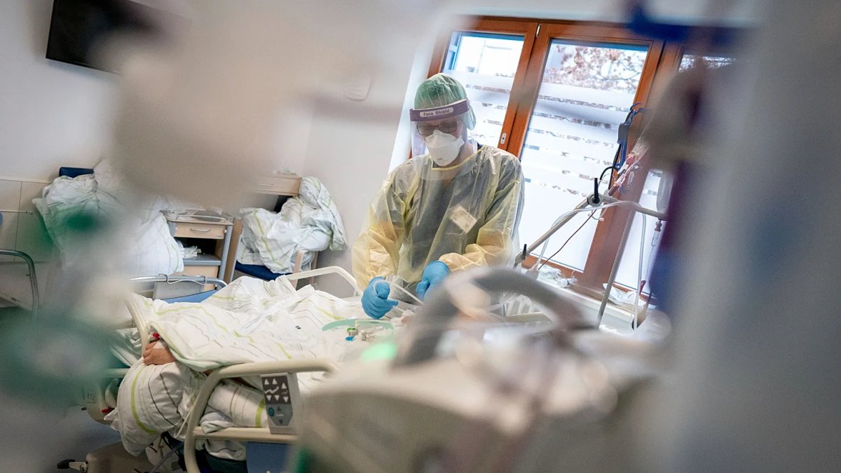 Almanya'da 15 hastasını öldüren doktora ömür boyu hapis cezası