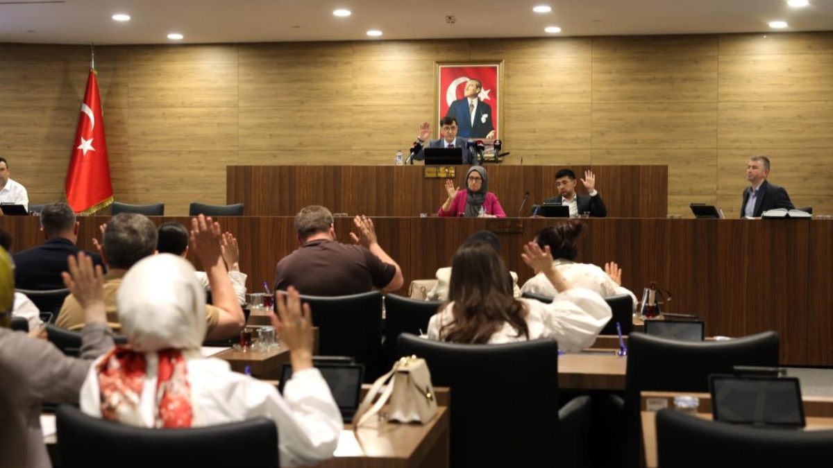 Kütahya Belediye Meclisi olağanüstü toplantıda gündem maddelerini görüştü