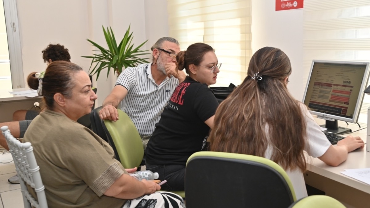 Manisa Büyükşehir Belediyesi’nden LGS tercih döneminde ücretsiz danışmanlık desteği