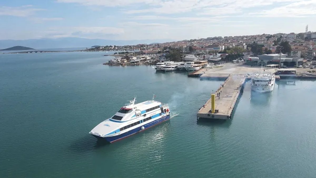 Ege'de turizm devrimi: Akçay - Midilli feribot seferleri ne zaman başlıyor, bilet fiyatları ne kadar ve saat kaçta?
