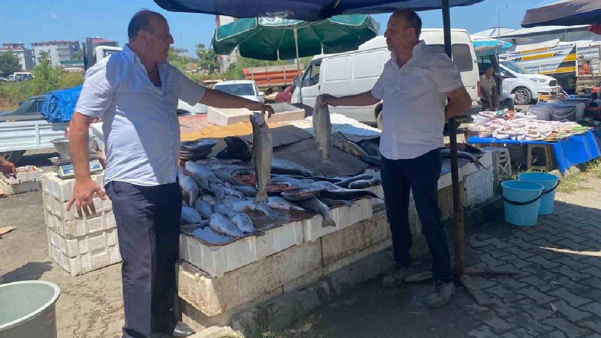 İkiz kardeşler ekmek yolculuğunda da yan yana! 40 yıldır omuz omuza balıkçılık yapıyorlar