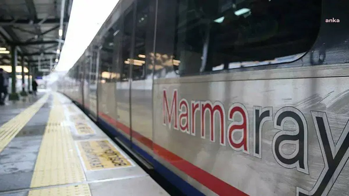15 Temmuz'da toplu taşıma ücretsiz mi? (Marmaray, metro, tramvay ücretsiz mi olacak?)