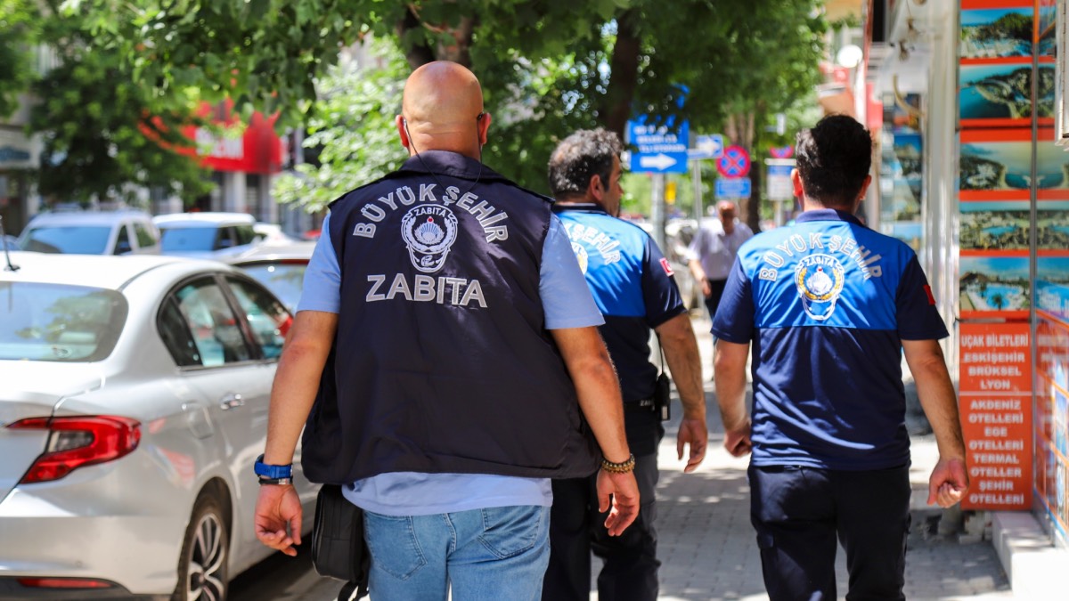Eskişehir’de kaldırım işgallerine yönelik denetimler sürüyor