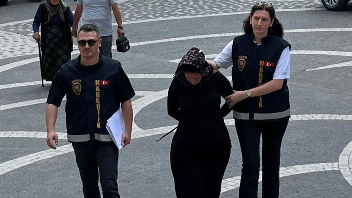 Oğlunu ziyarete gitmişti: Cezaevine uyuşturucu sokmaya çalışırken yakalandı