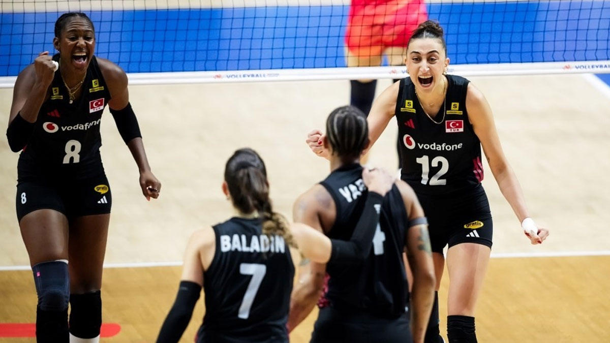A Milli Kadın Voleybol Takımı üst üste sekizinci kez VNL finallerinde