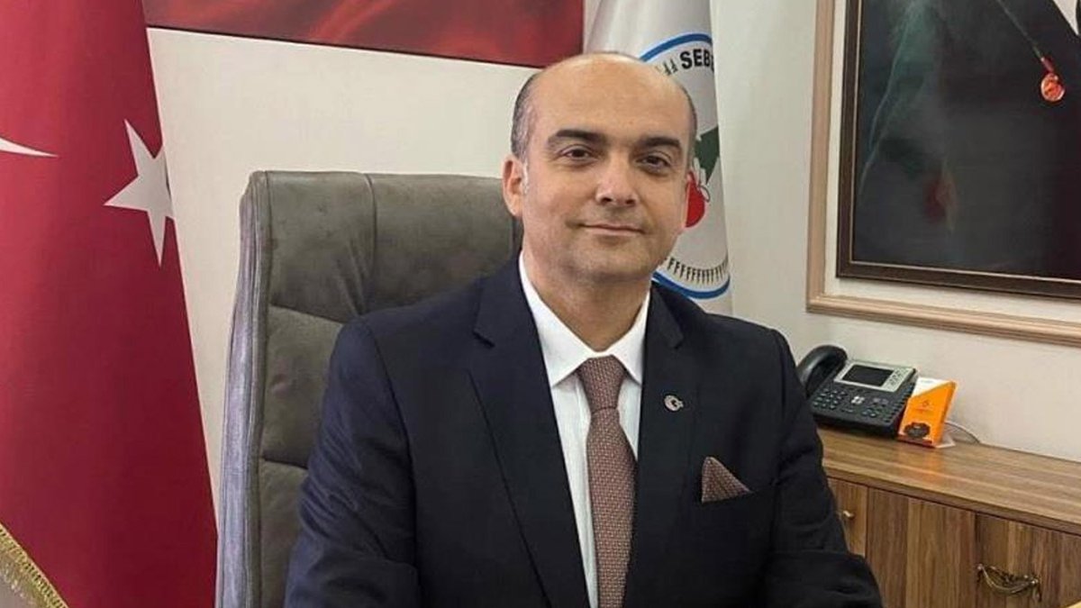 Seben Belediye Başkanı Uygar Oturakdaş istifa etti