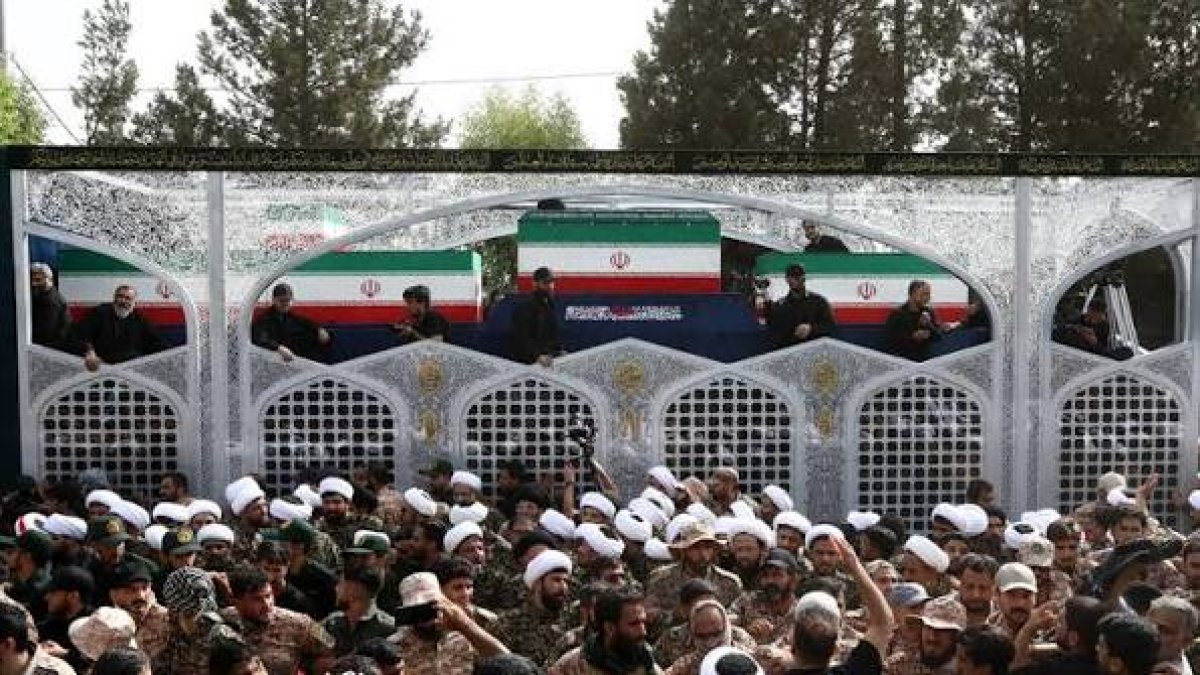 Hamaney sonrası İran'da yeni dönem: Mücteba Hamaney dönemi resmen başladı