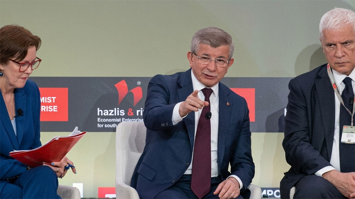 Davutoğlu Atina’dan seslendi: Türkiye olmadan Avrupa küresel güç olamaz