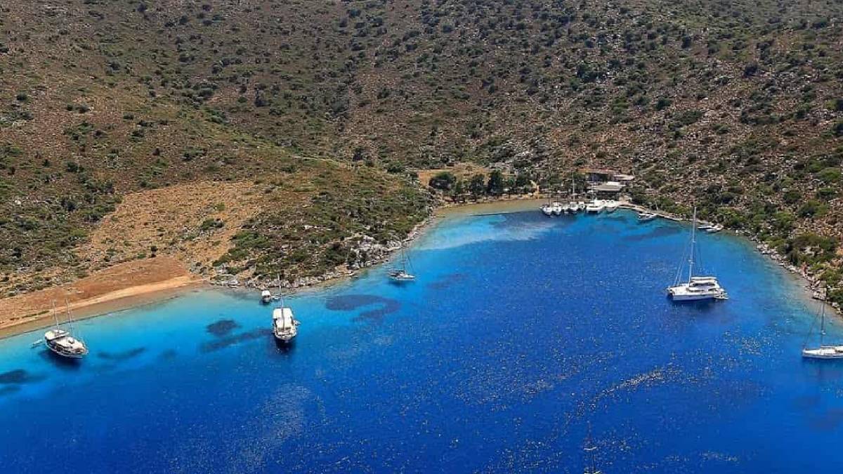 Çocuklu ailelerin ve dinginlik sevenlerin gözdesi! Muğla’nın doğallığını koruyan cennet koyu