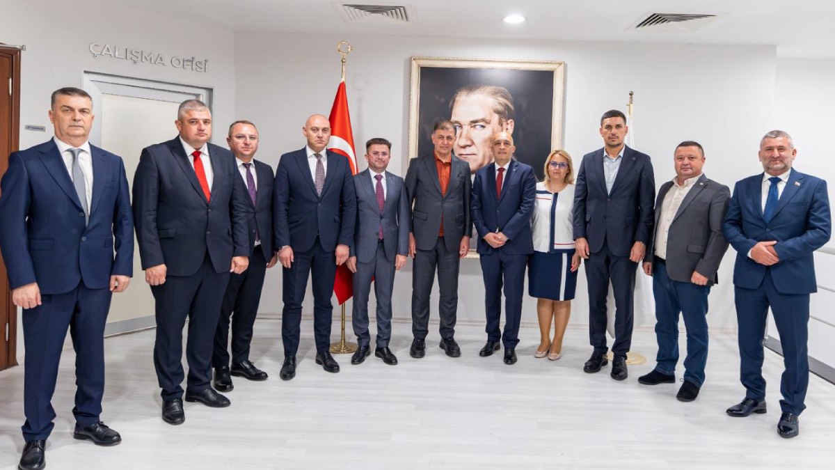 İzmir ve Kırcaali ortak projeler için bir araya geldi
