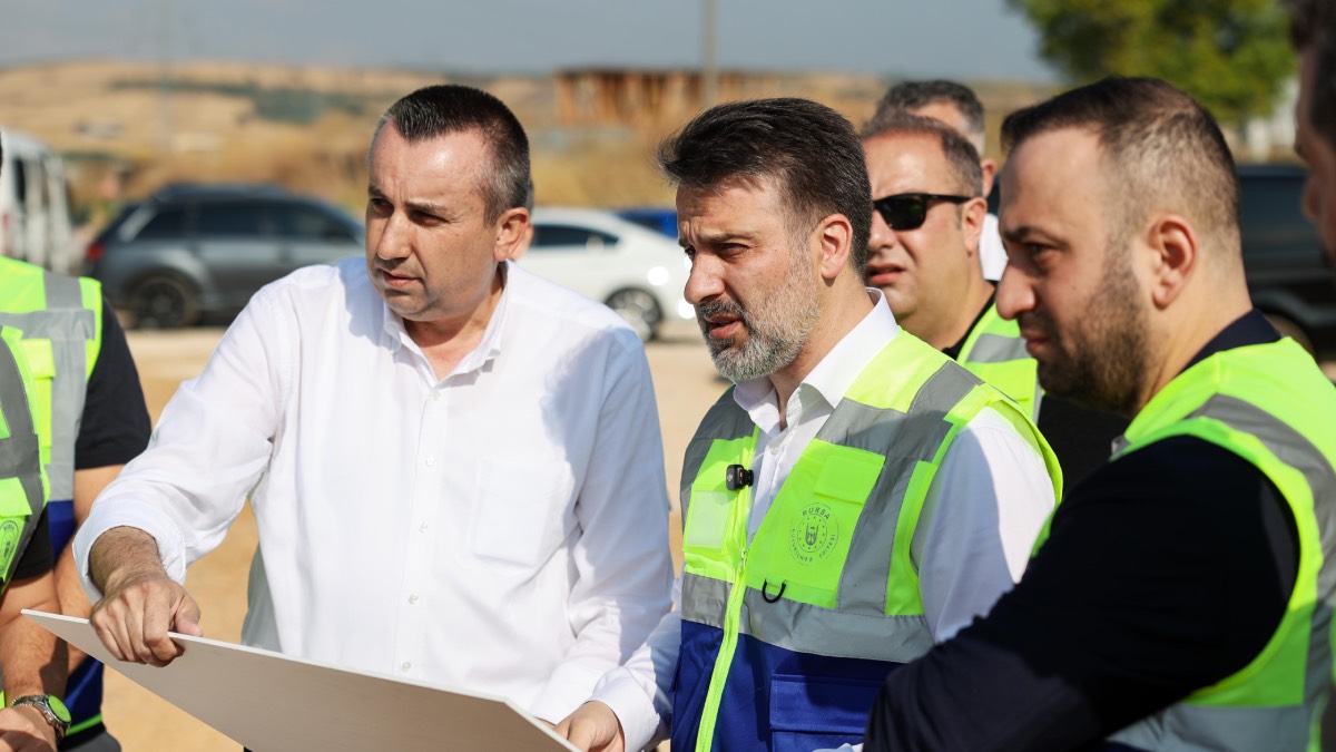 Bursa’da ulaşıma nefes aldıracak yeni yol projeleri incelendi