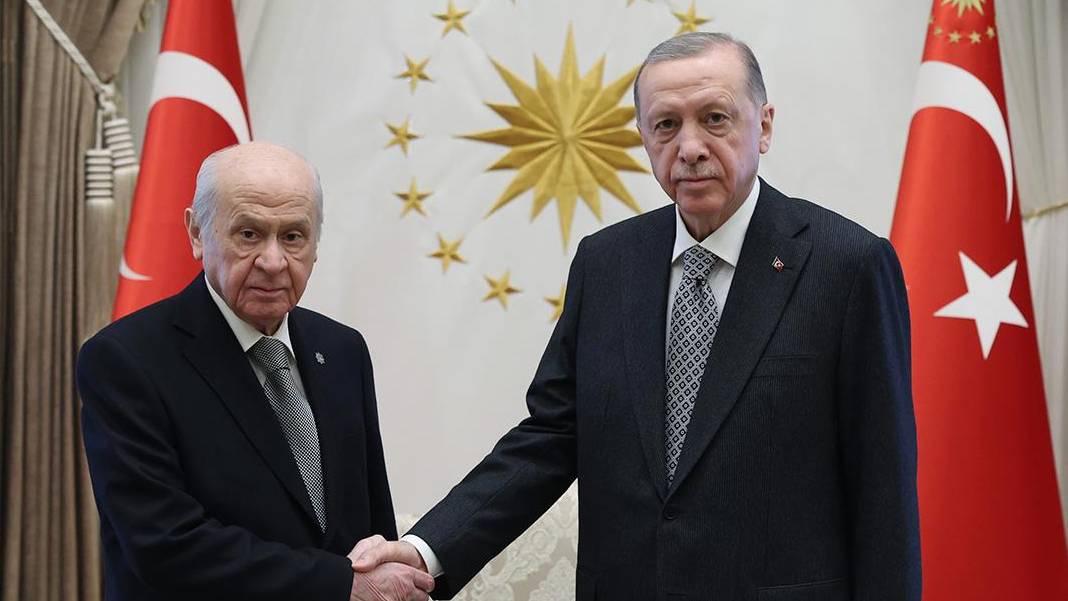 MetroPOLL: MHP'lilerin yüzde 40'ı Erdoğan'ı onaylamıyor