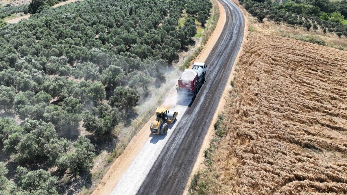 Bursa Büyükşehir’den Mudanya kırsalında yol seferberliği