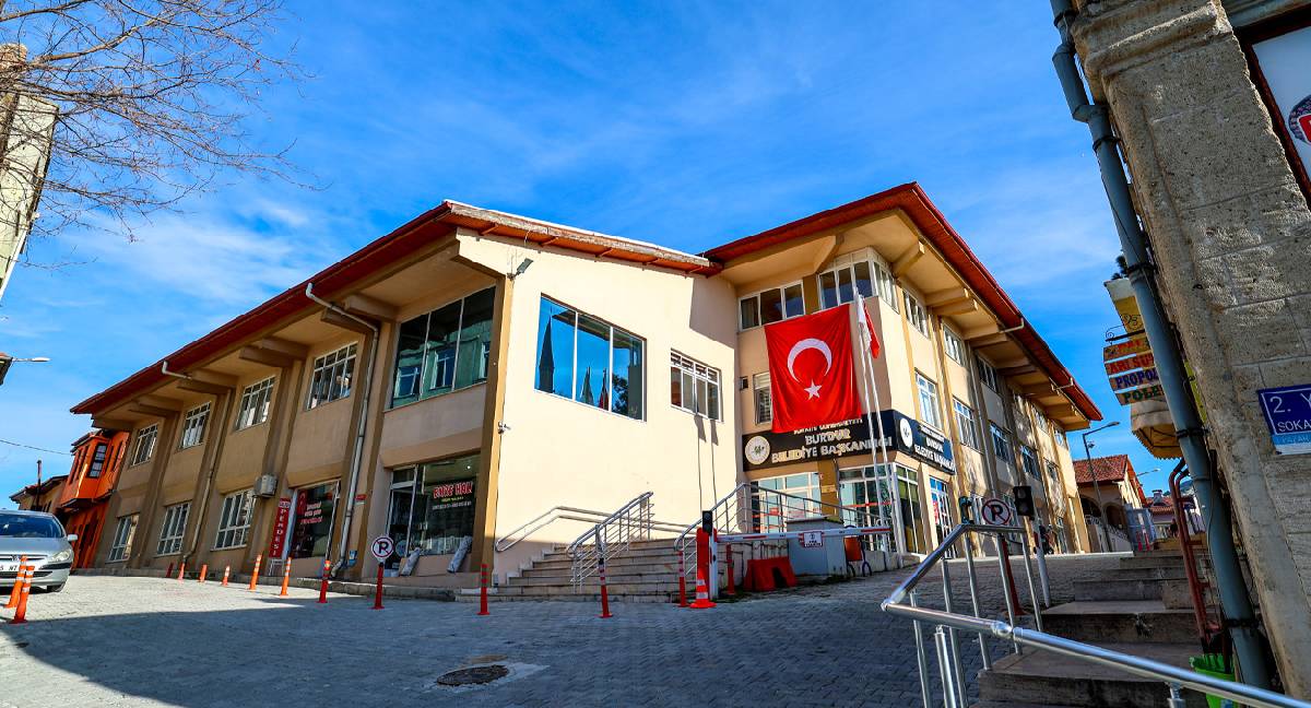 Dava ertelendi: Burdur Belediyesi'ne yönelik imar davasında ilk duruşma