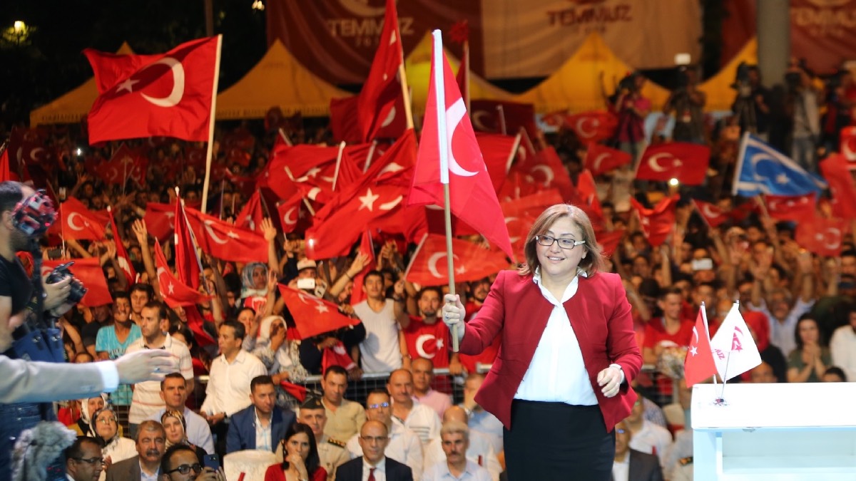 Gaziantep Büyükşehir Başkanı Şahin'den 15 Temmuz Demokrasi ve Milli Birlik Günü mesajı