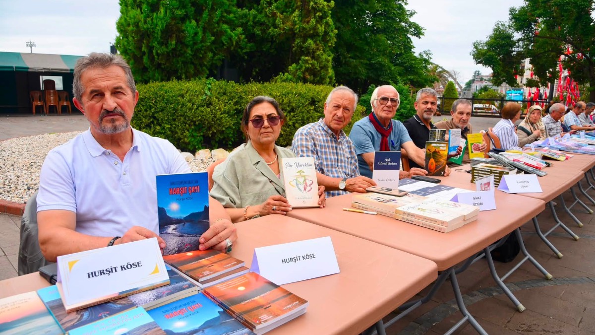 Giresun Kitap Günleri Atatürk Meydanı’nda başladı