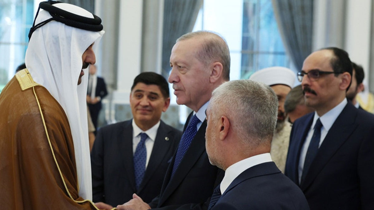 Cumhurbaşkanı Erdoğan, taziye ziyareti için Katar'da