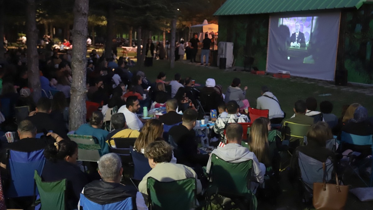 Eskişehir’de açık hava sinema geceleri başladı