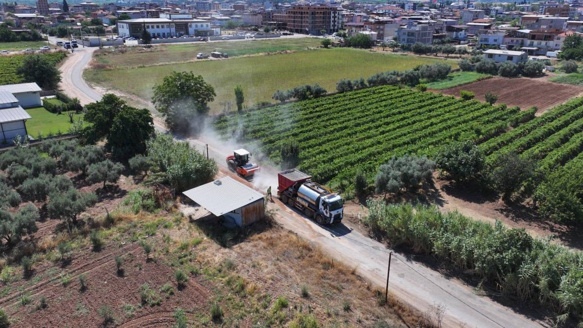 Manisa Büyükşehir Belediyesi’nden Ahmetli’ye yol yatırımı