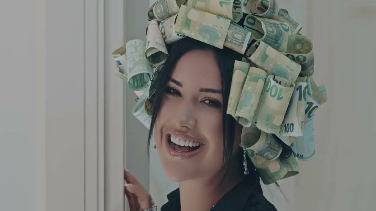 Dilan Polat sosyal medyaya geri dönüyor! ‘Sizi çok seviyorum’ diyerek duyurdu