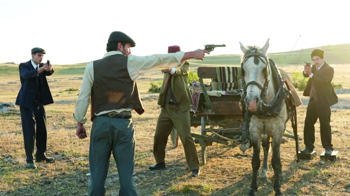 TRT 1'den 15 Temmuz'un 10. yılına özel başyapıt: İki Destan Bir Vatan filmi oyuncuları kimler, konusu ne?