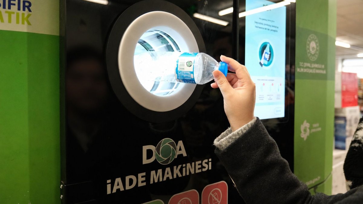 Depozito iadesi sokak aralarına taşınıyor: Bakkal ve büfeler şişe toplayacak