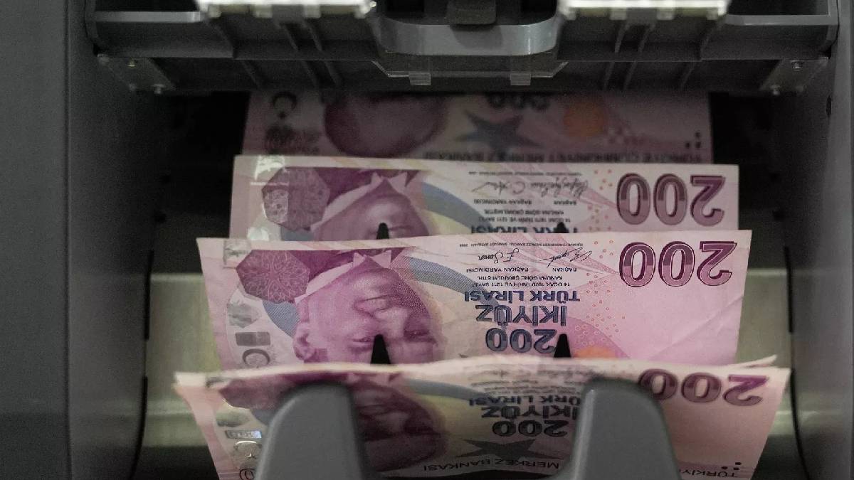 Şubelerde yeni çalışma dönemi: Bu saatten sonra müşteri kabul edilmeyecek