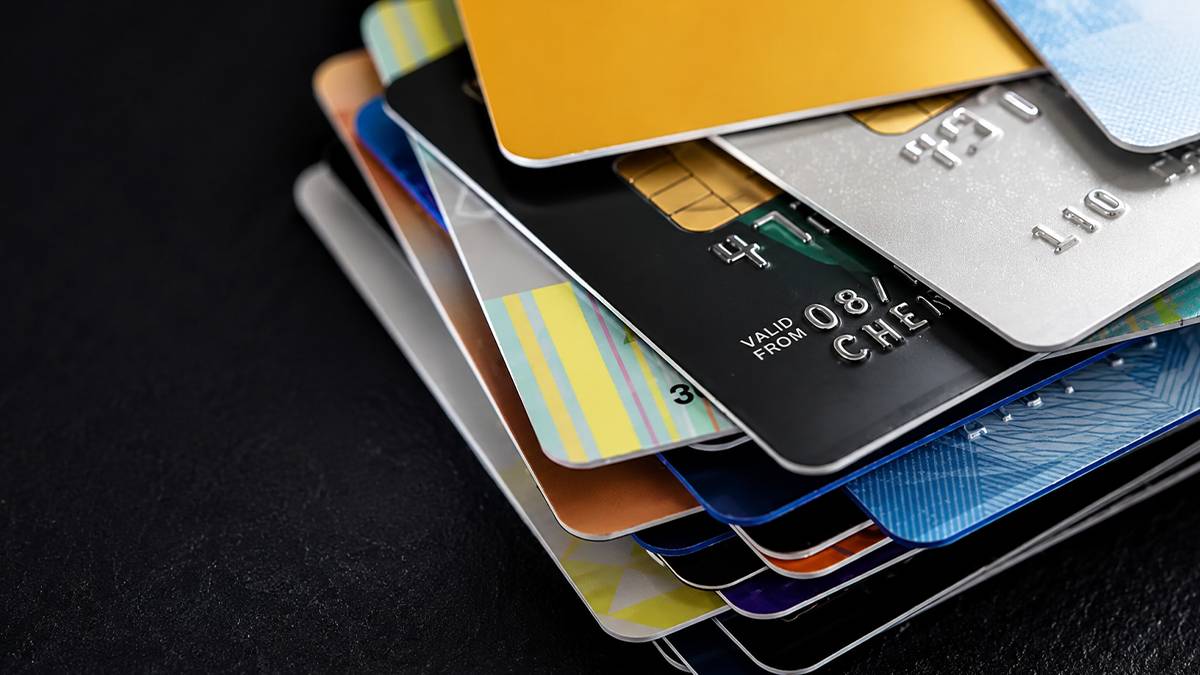 200 TL'nin alım gücü 4,25 dolara geriledi: ATM'lerde 100 TL dönemi kapatıldı