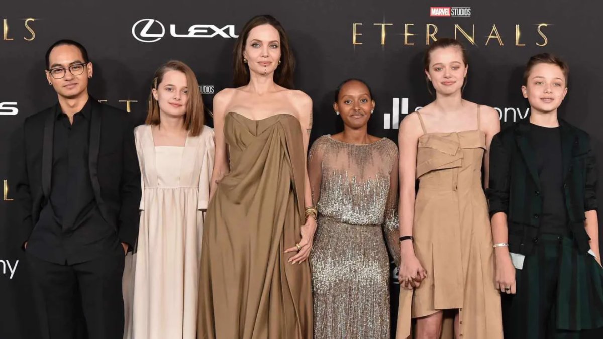 Brad Pitt-Angelina Jolie çiftinin yıllar süren velayet savaşı sona erdi: Bütün çocuklar babalarının soyadını bıraktı