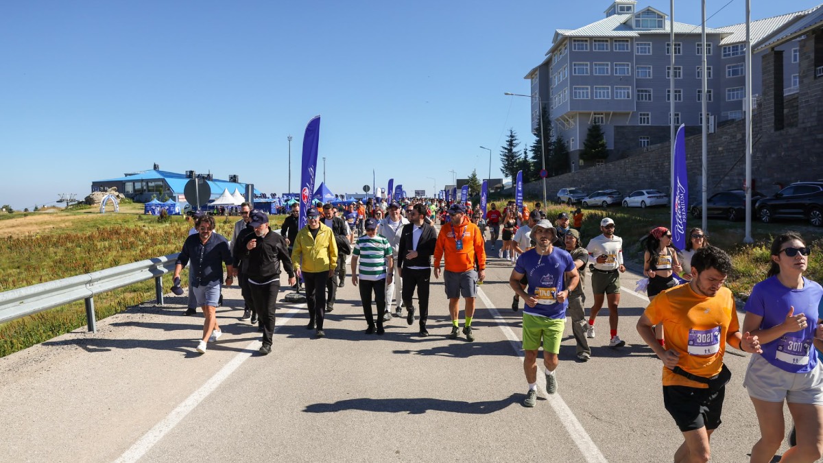 Uludağ Premium Ultra Trail 23 ülkeden sporcuların katılımıyla başladı