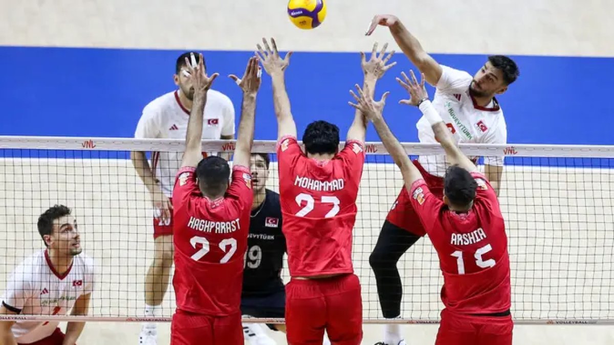 A Milli Erkek Voleybol Takımı tarih yazdı