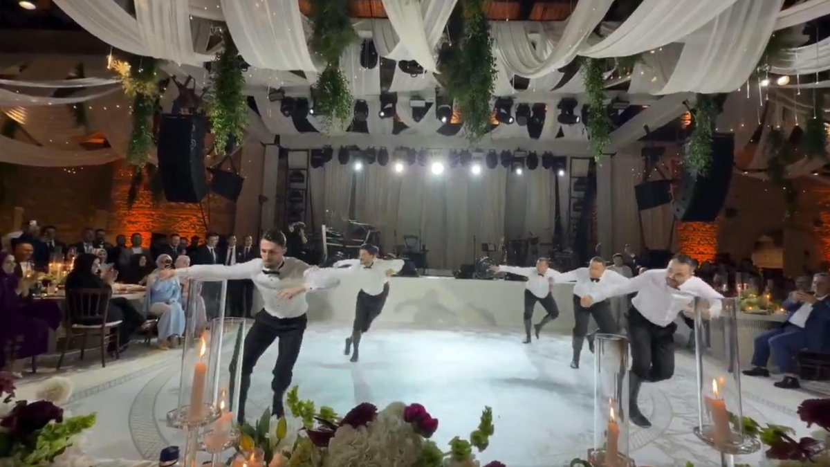 İsmail Yüksek evlendi: Gürcü dansı performansı sosyal medyada gündem oldu