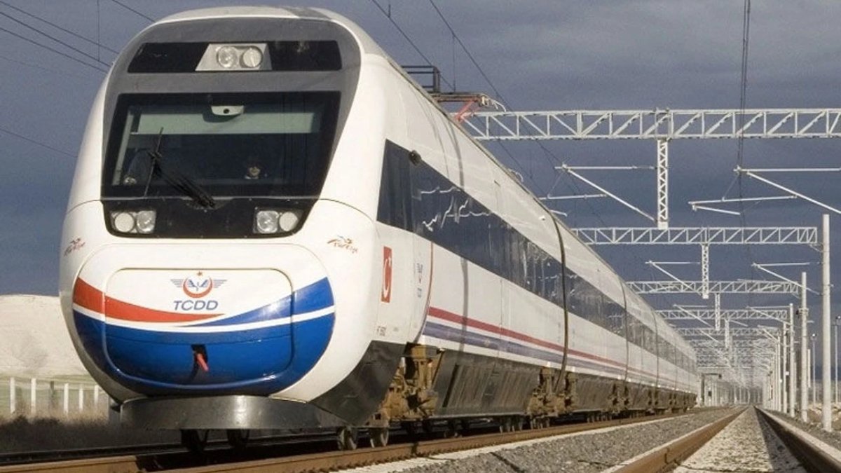 TCDD taşımacılık 132 makinist işçi alacak: Başvurular 24 Temmuz’da sona eriyor