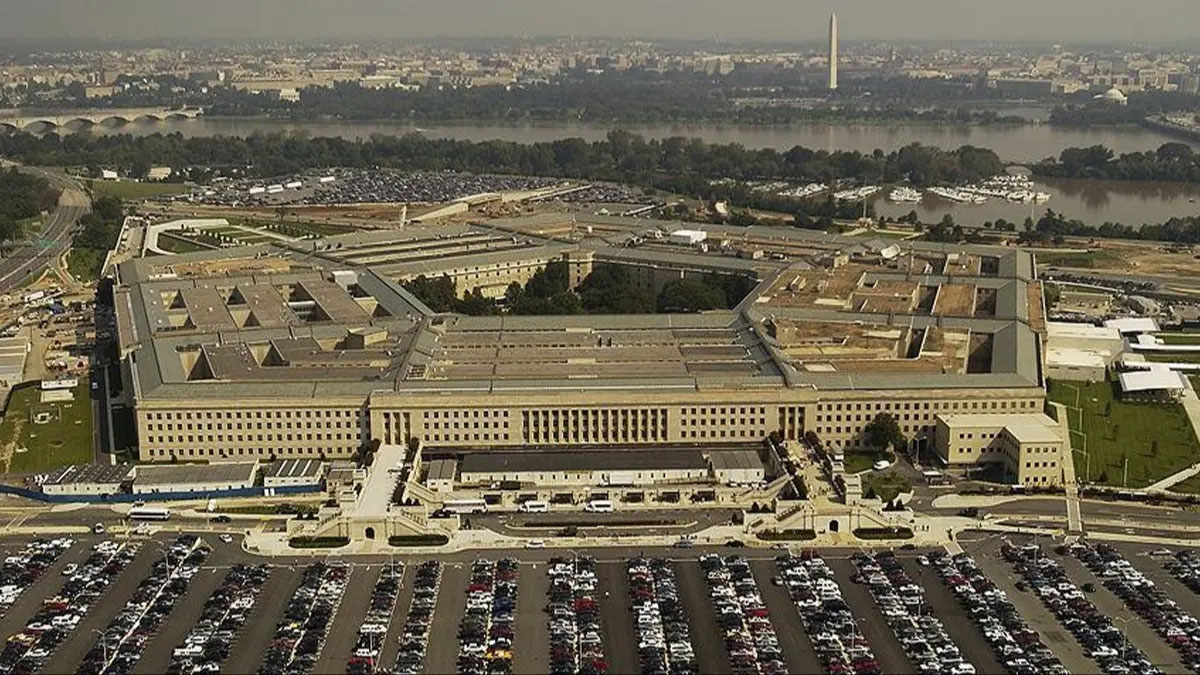 İran savaşının ABD'ye faturası ağır oldu Pentagon’un kasası boşaldı