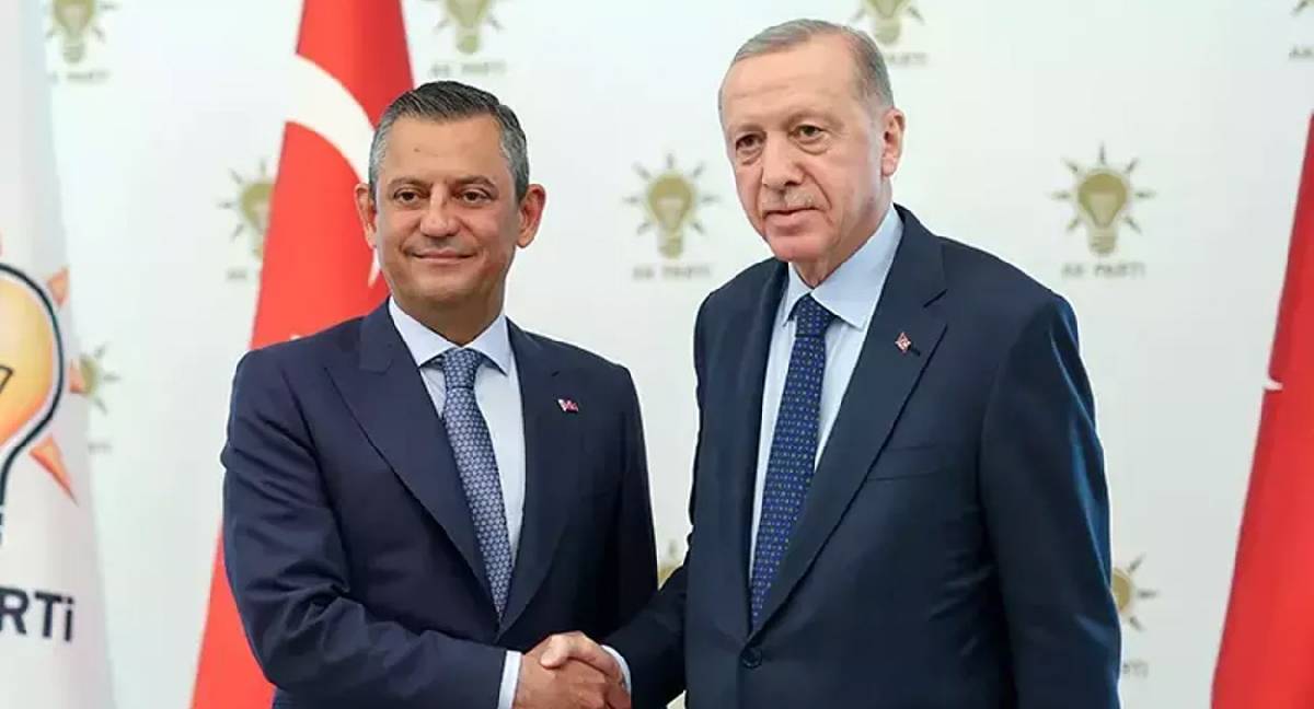 Dünya basını Özgür Özel’in yeni parti hamlesini böyle gördü: Erdoğan’a karşı meydan okuma